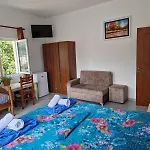 Bar-restaurant-hotel-familja 5* Klos