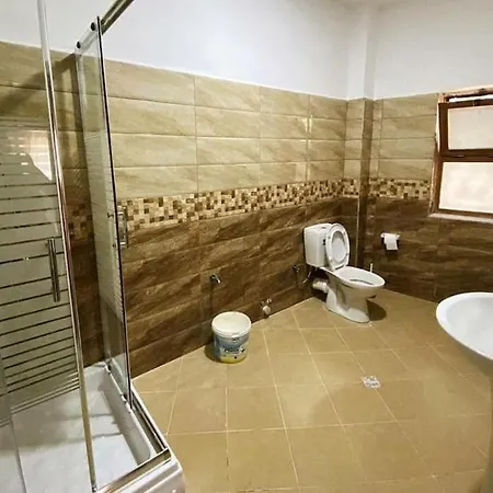 Bar-restaurant-hotel-familja 5*