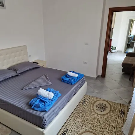 酒店 Bar-restaurant-hotel-familja Klos