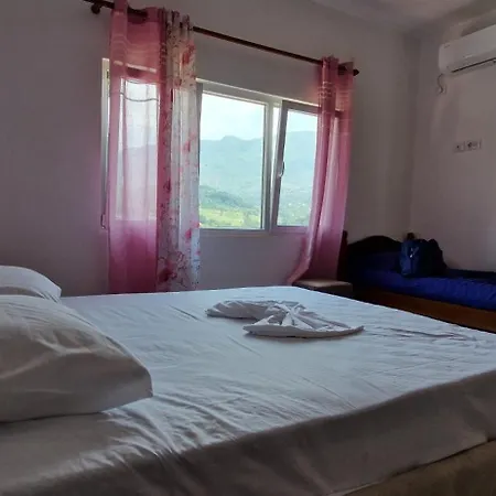 Hotel Bar-restaurant-hotel-familja