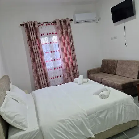 Bar-restaurant-hotel-familja Hotel Klos