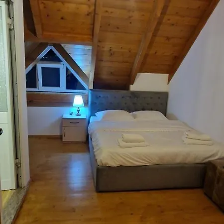Bar-restaurant-hotel-familja 5* Klos