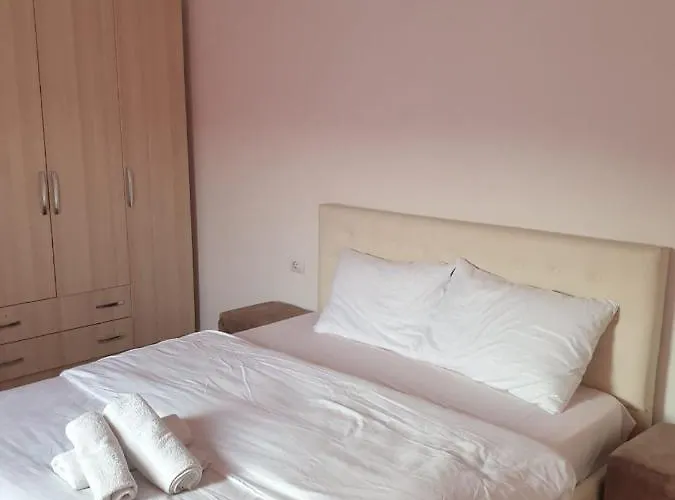 Bar-restaurant-hotel-familja Hotel 5*