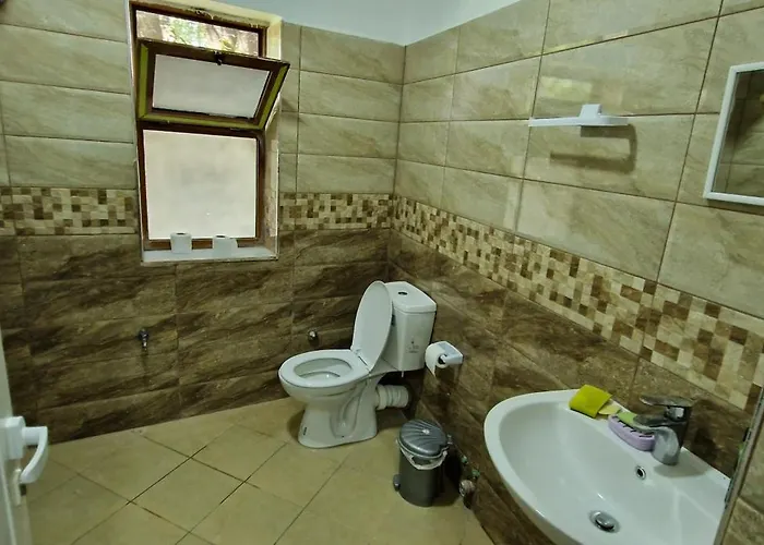 Hotel Bar-restaurant-hotel-familja 5*
