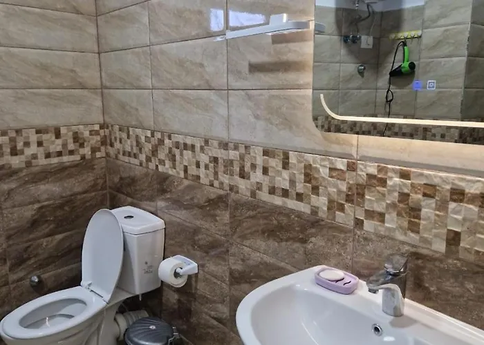 Bar-restaurant-hotel-familja Hotel