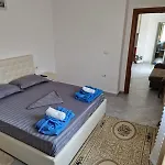 فندق Bar-restaurant-hotel-familja Klos