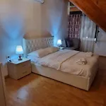 Hotel Bar-restaurant-hotel-familja 5*