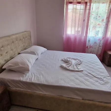 Bar-restaurant-hotel-familja Hotel Klos