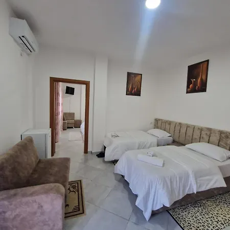 Bar-restaurant-hotel-familja 5* Klos