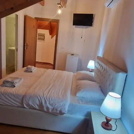 Bar-restaurant-hotel-familja Szálloda 5*