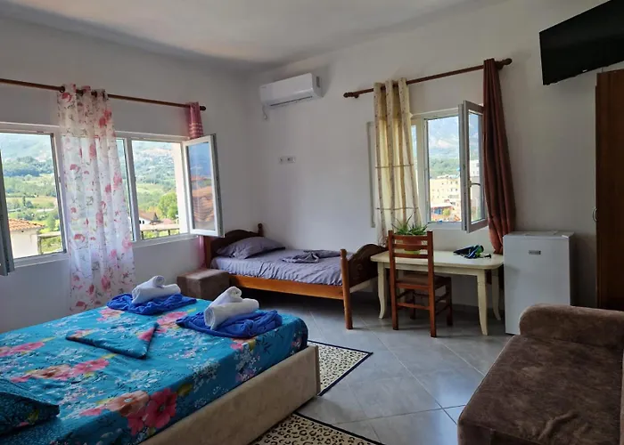 Bar-restaurant-hotel-familja Klos